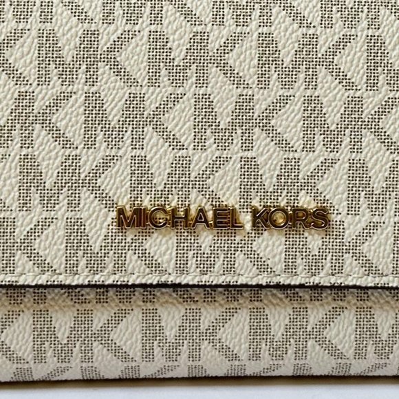 Michael Kors Jet Set Travel Large Trifold Wallet MK Vanilla - Picture 6 of 11